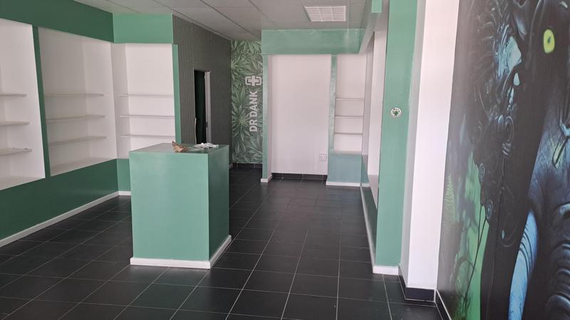 To Let commercial Property for Rent in Newton Park Eastern Cape